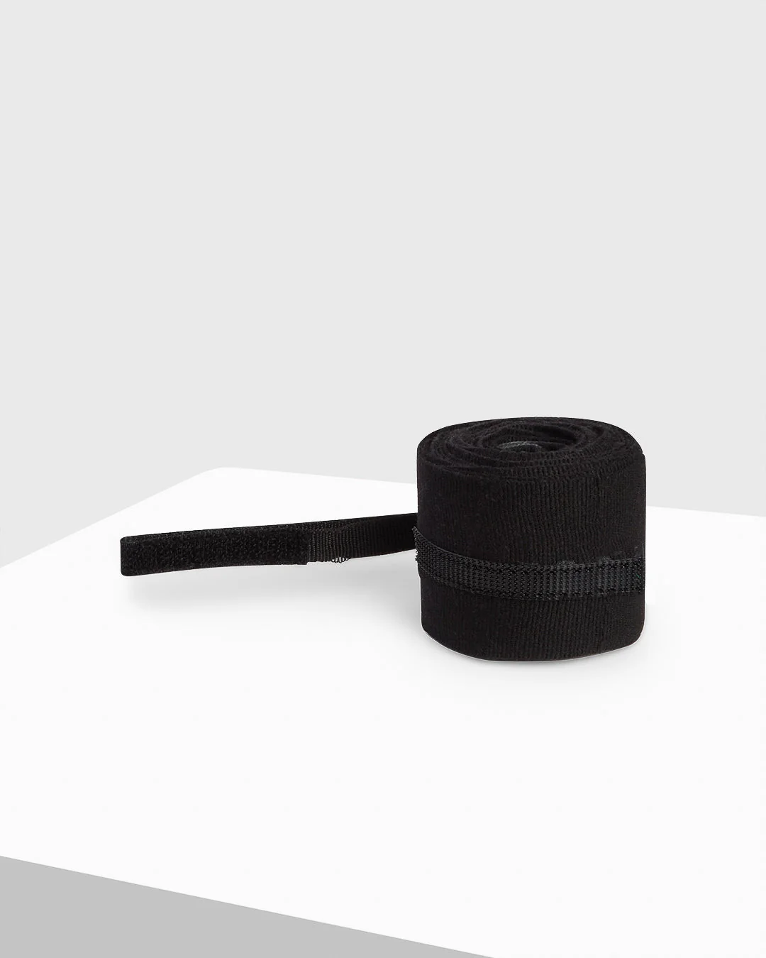 180" BOXRAW Hand Wraps - Black - Image 2