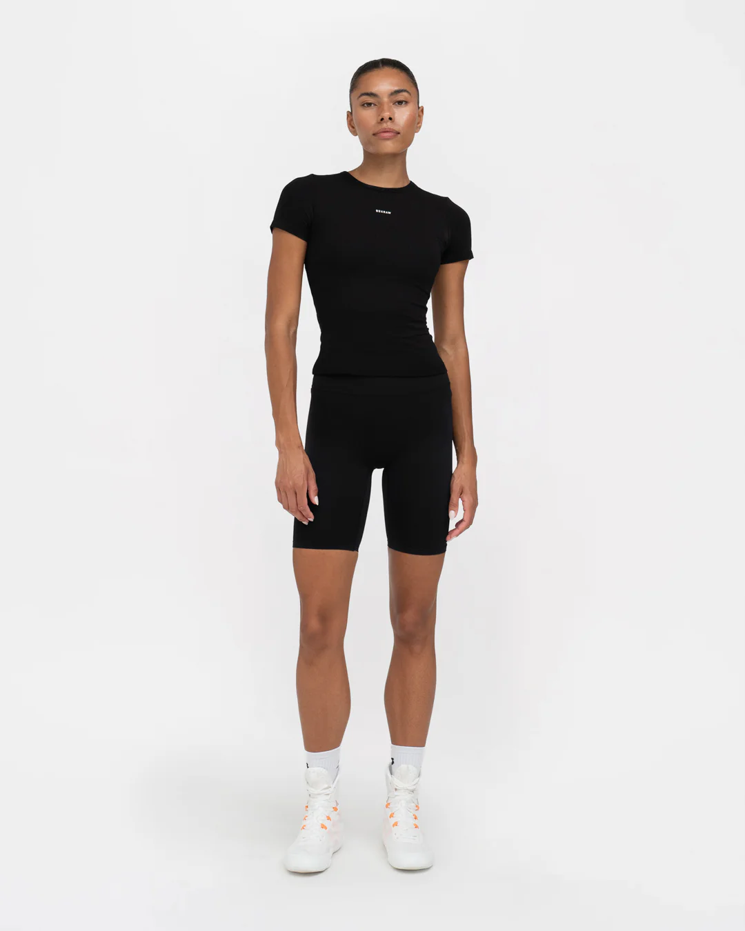 Annie T-Shirt - Black - Image 2