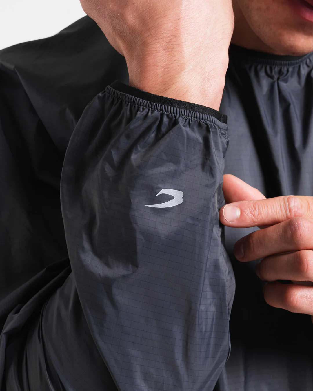 Genaro Oversized Windbreaker Crew - Charcoal - Image 11