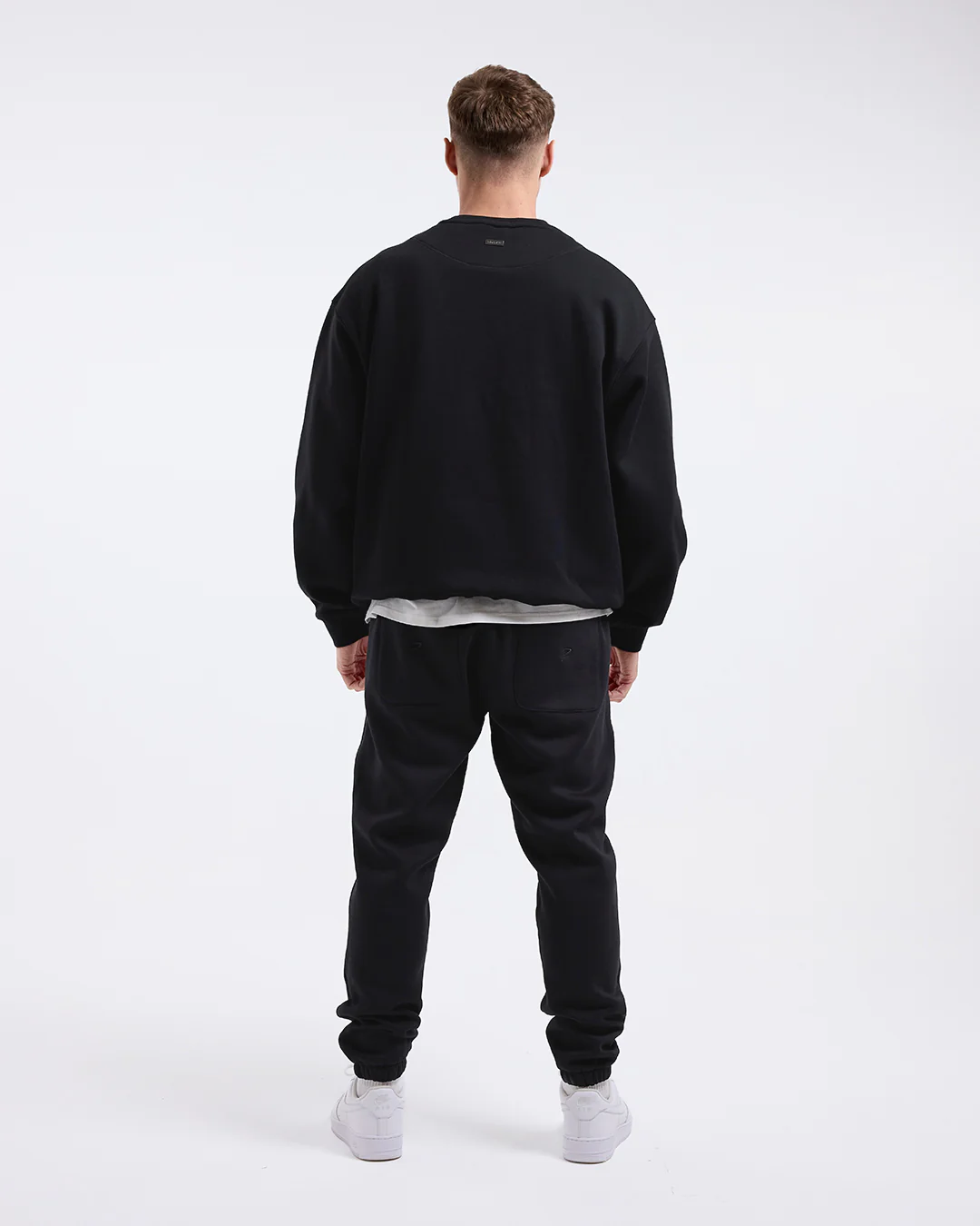 Johnson Oversized Sweatshirt - Black - Image 2