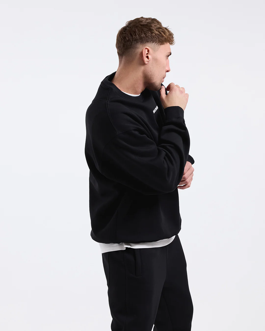Johnson Oversized Sweatshirt - Black - Image 4