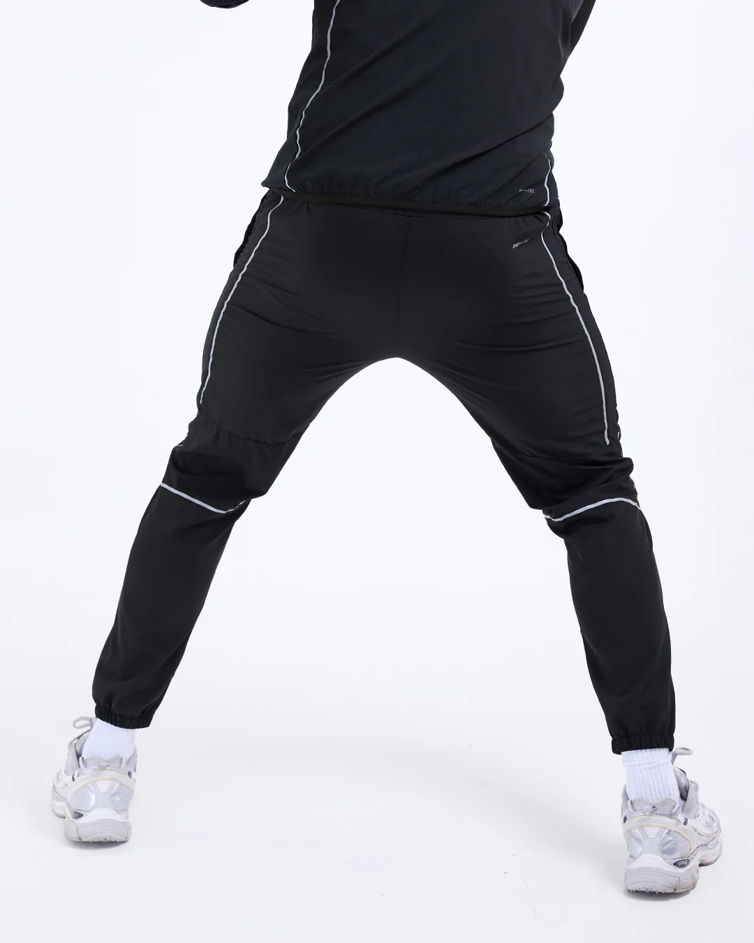 Langford Training Joggers - Black - Image 7