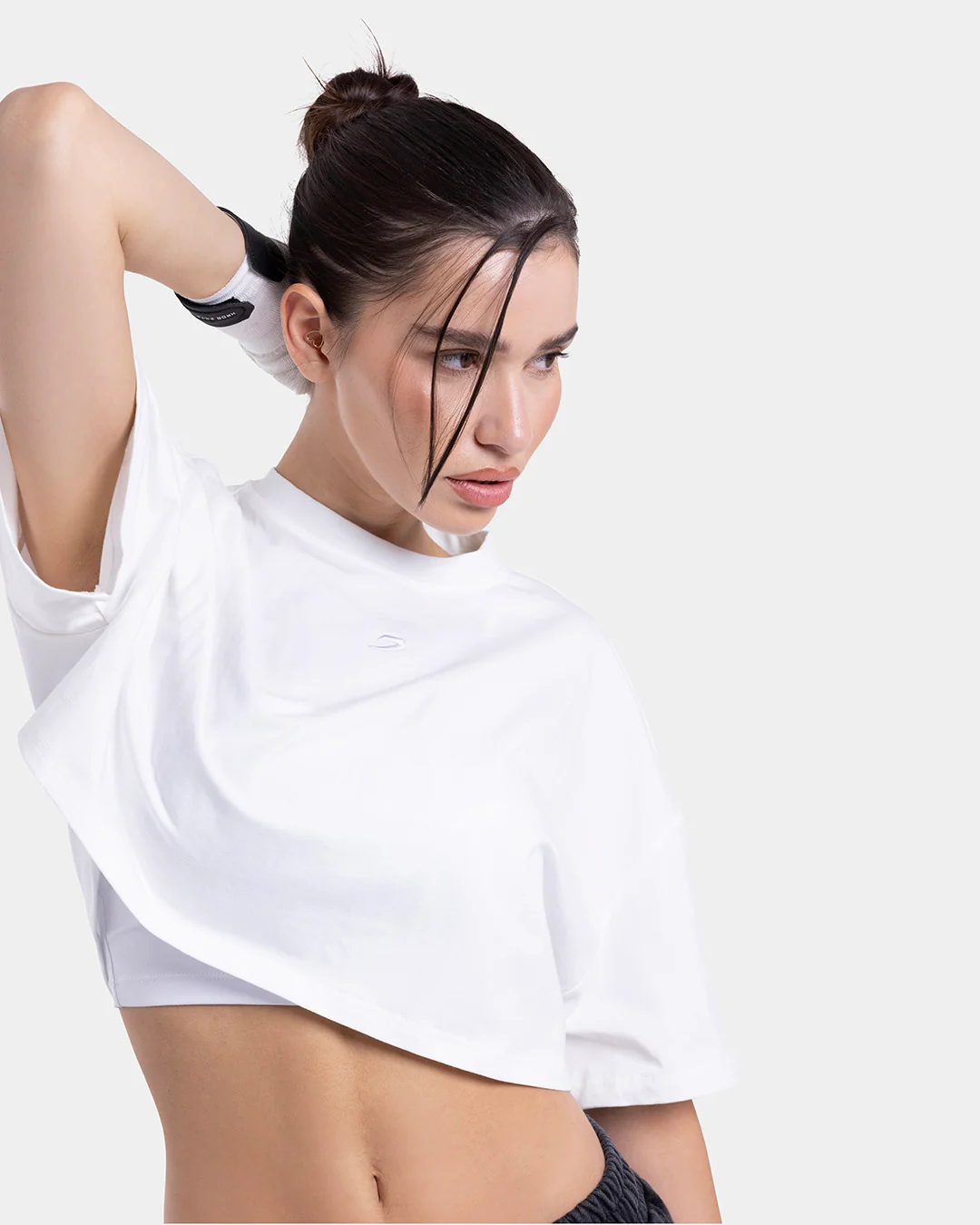 Strike Oversized Cropped T-Shirt - White - Image 6