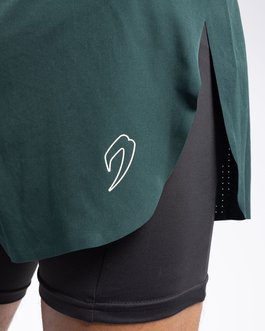 Tunero 2-in-1 Shorts - Green - Image 9