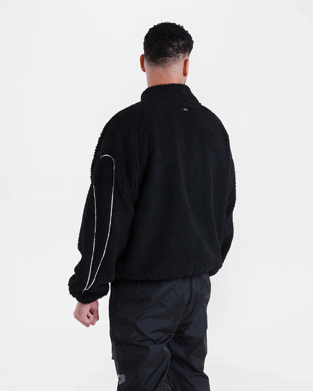 Tunero Sherpa Jacket - Black - Image 4