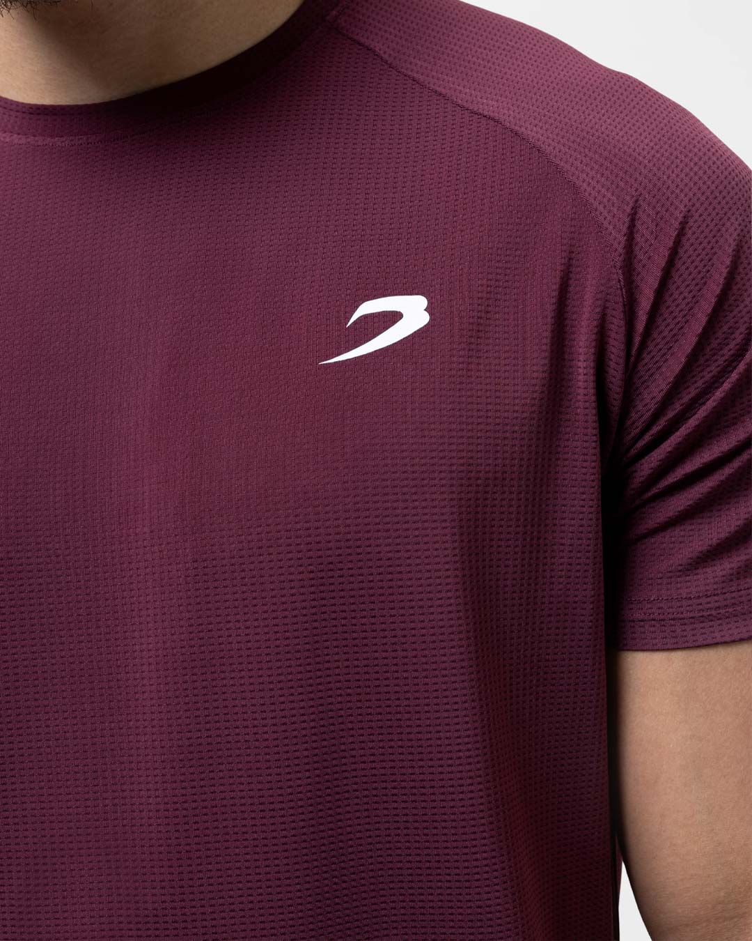Valdes T-Shirt - Burgundy - Image 6