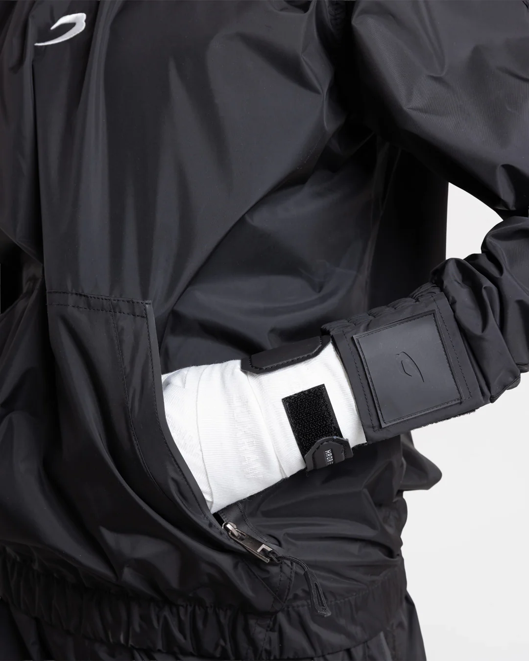 Hagler Sauna Suit 2.0 - Black - Image 7