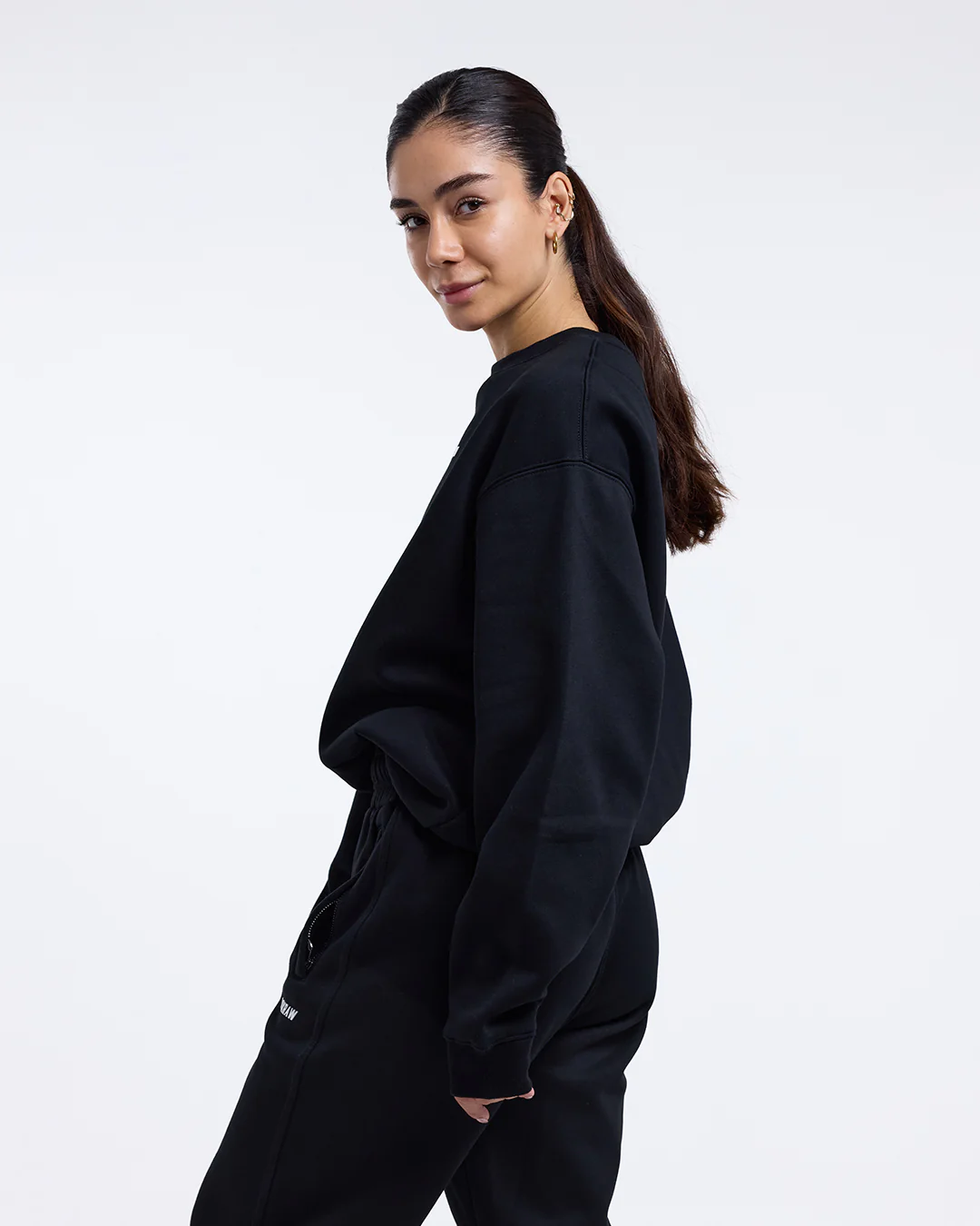 Johnson Oversized Sweatshirt - Black - Image 5